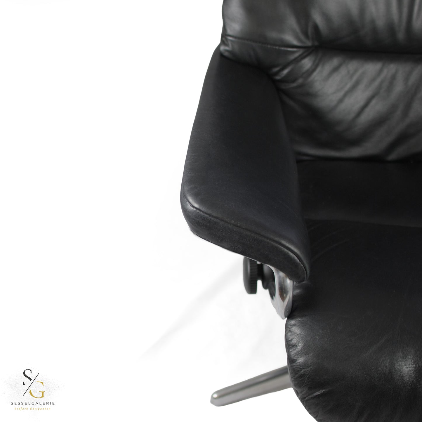 Stressless View (M) Cross Base + Hocker