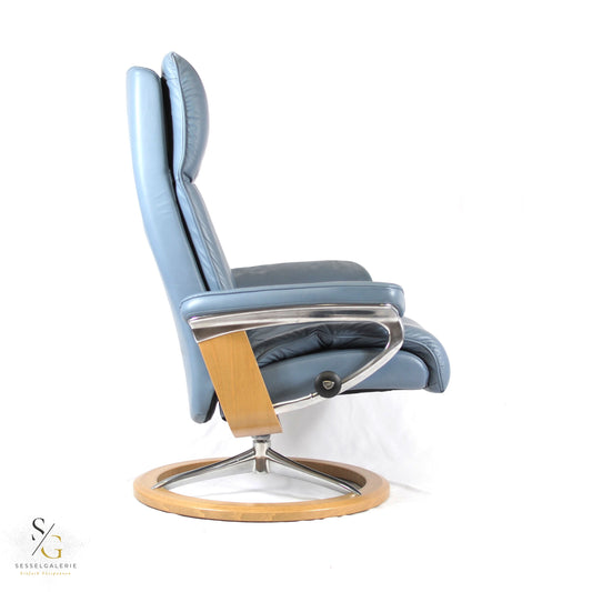 Stressless Aura (L) Signature Base + Hocker