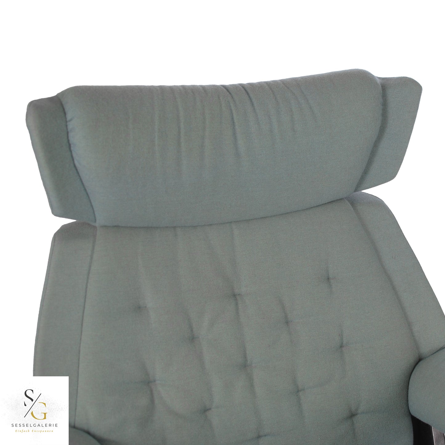 Stressless Skyline (M) Signature Base + Hocker