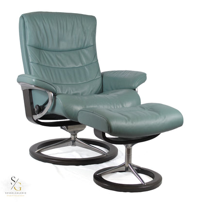 Stressless Opal (L) Signature Base + Hocker
