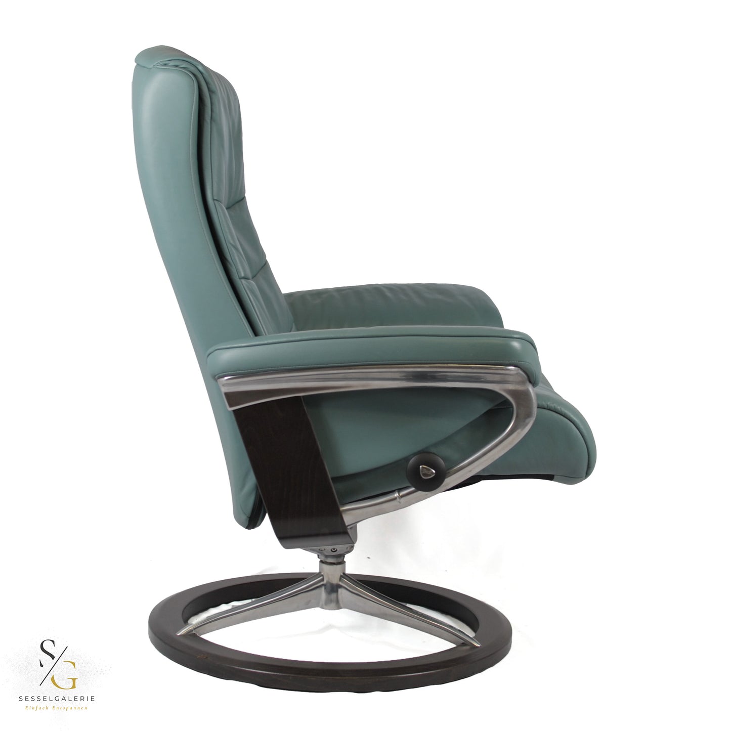 Stressless Opal (L) Signature Base + Hocker