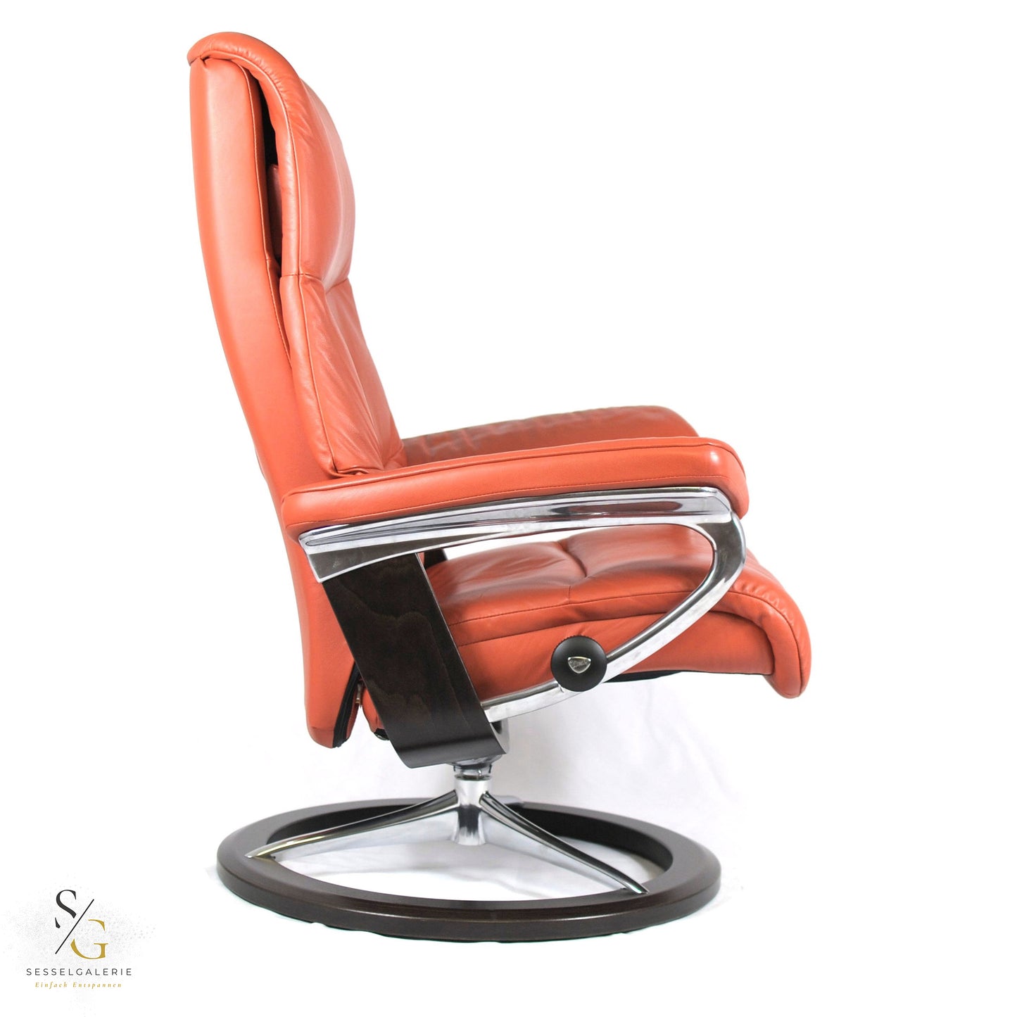 Stressless View (S) Signature Base + Hocker