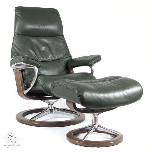 Stressless View (S) Signature Base + Hocker
