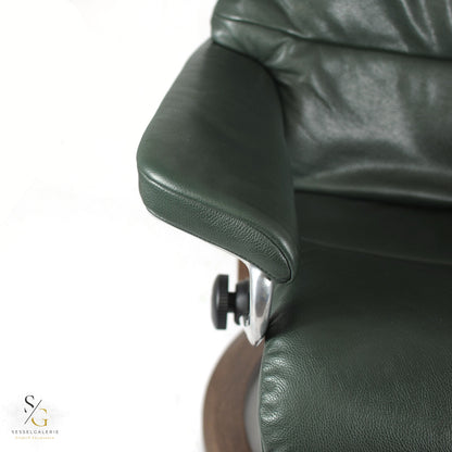 Stressless View (S) Signature Base + Hocker