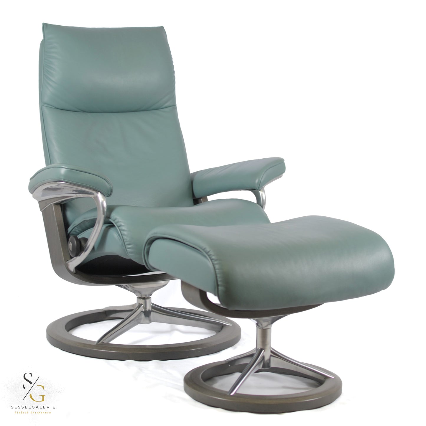 Stressless Aura (S) Signature Base + Hocker