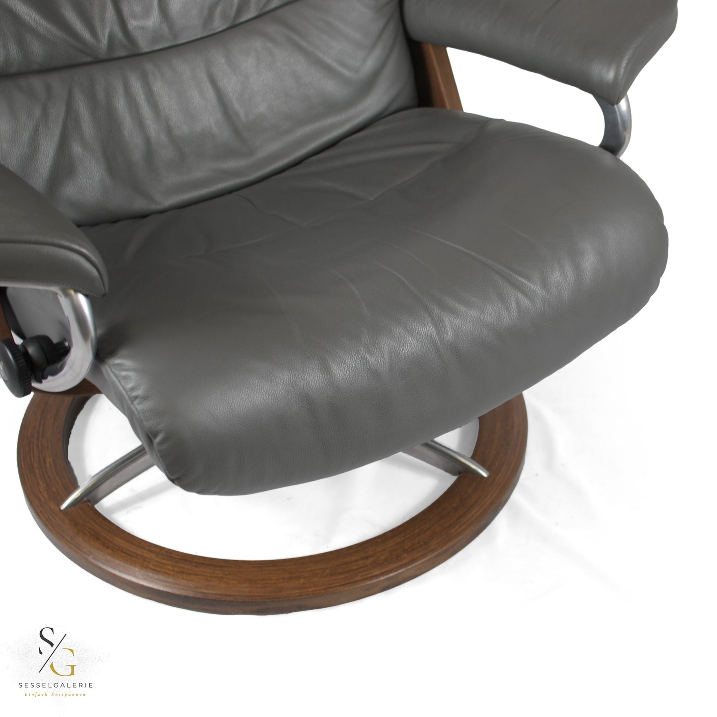 Stressless View (L) Signature Base + Hocker