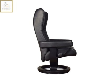 Stressless Wing (M) Classic Base + Hocker