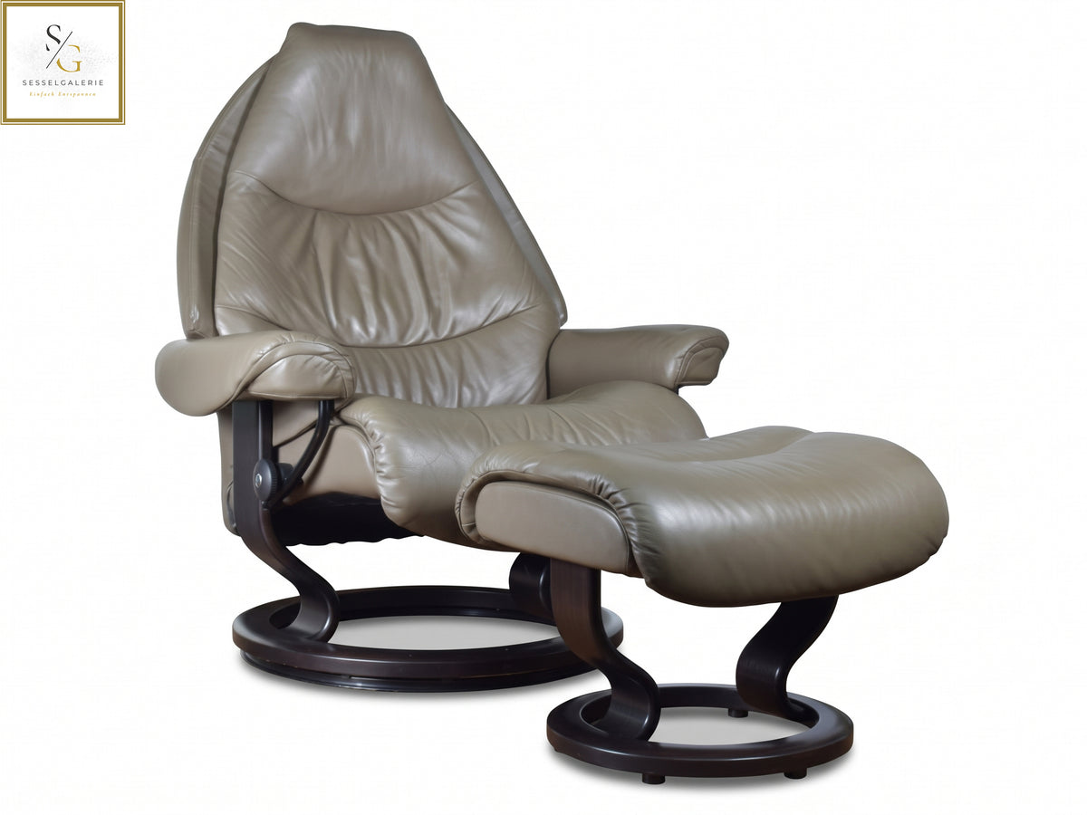 Stressless Voyager (L) Classic Base + Hocker