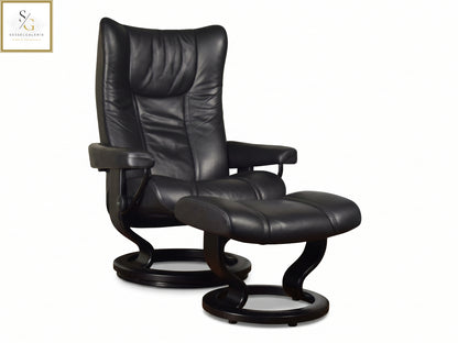 Stressless Wing (M) Classic Base + Hocker