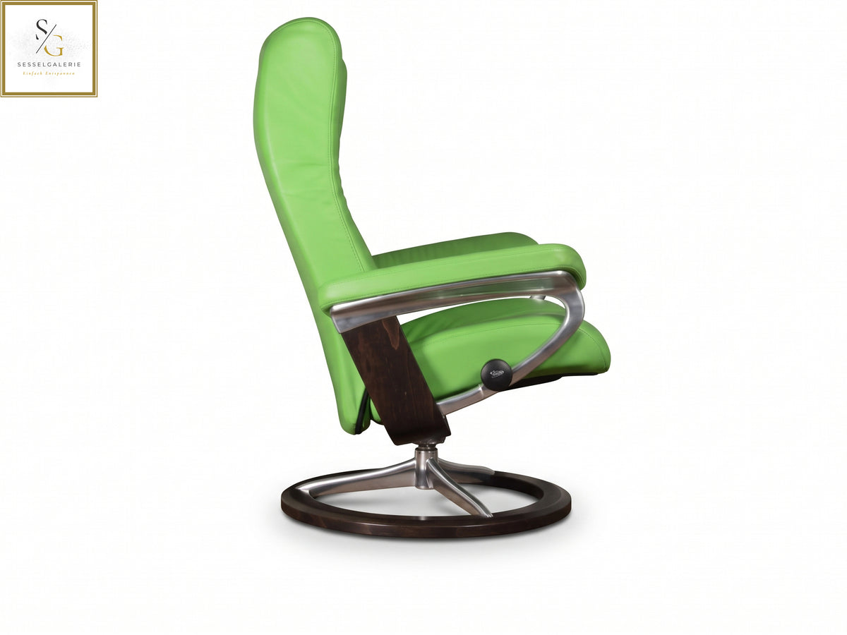 Stressless Wing (M) Signature Base + Hocker