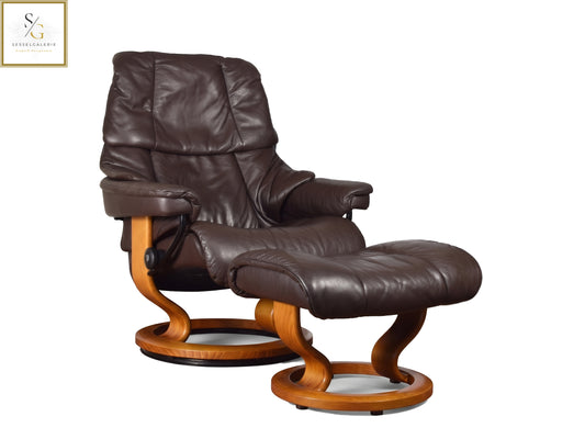 Stressless Reno (M) Classic Base + Hocker