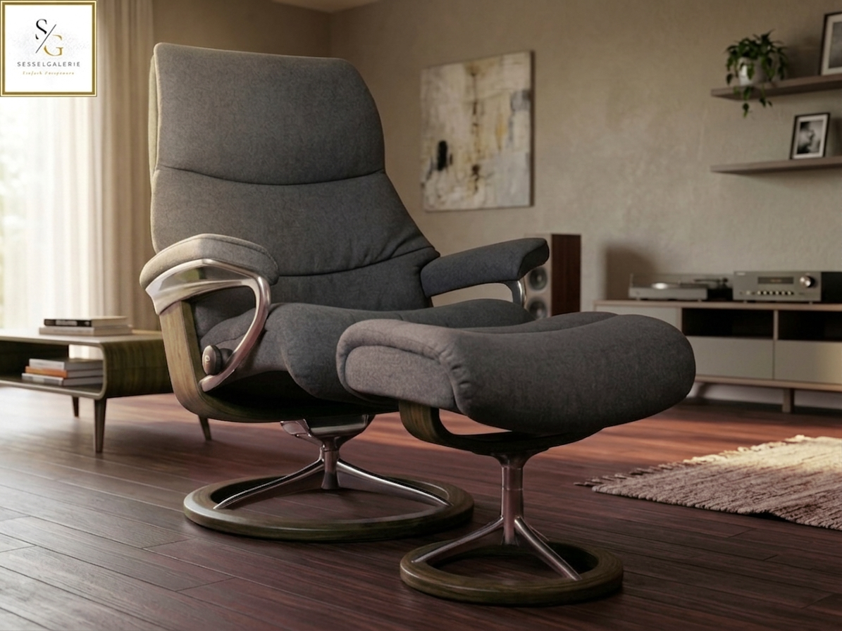 Stressless View (L) Signature Base + Hocker