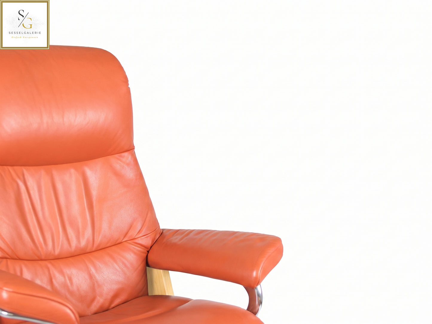 Stressless View (S) Signature Base + Hocker