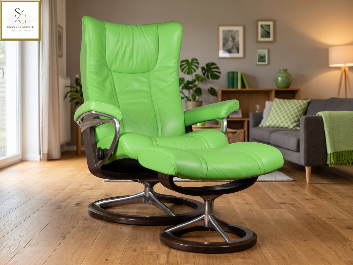 Stressless Wing (M) Signature Base + Hocker